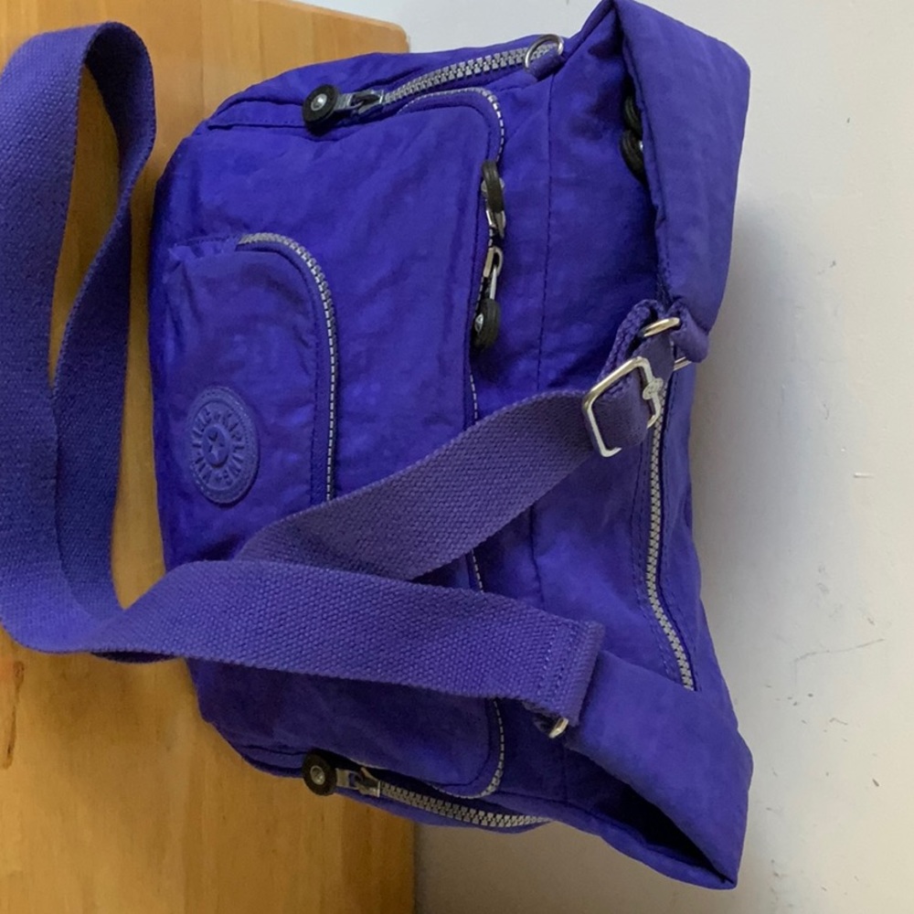 KIPLING EUROPA HANDBAG PURPLE EUC